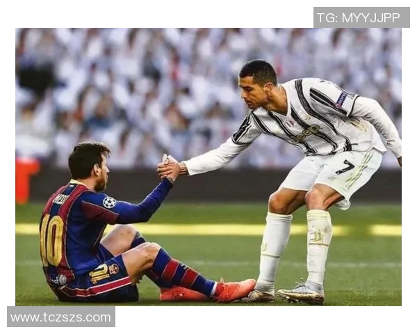 足球明星与球员同框瞬间展现激情与友谊的完美结合